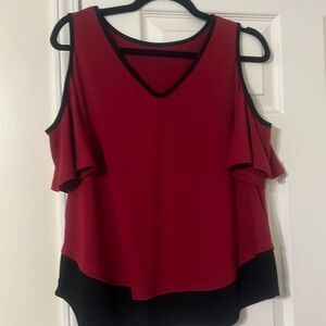 Women’s cold shoulder top